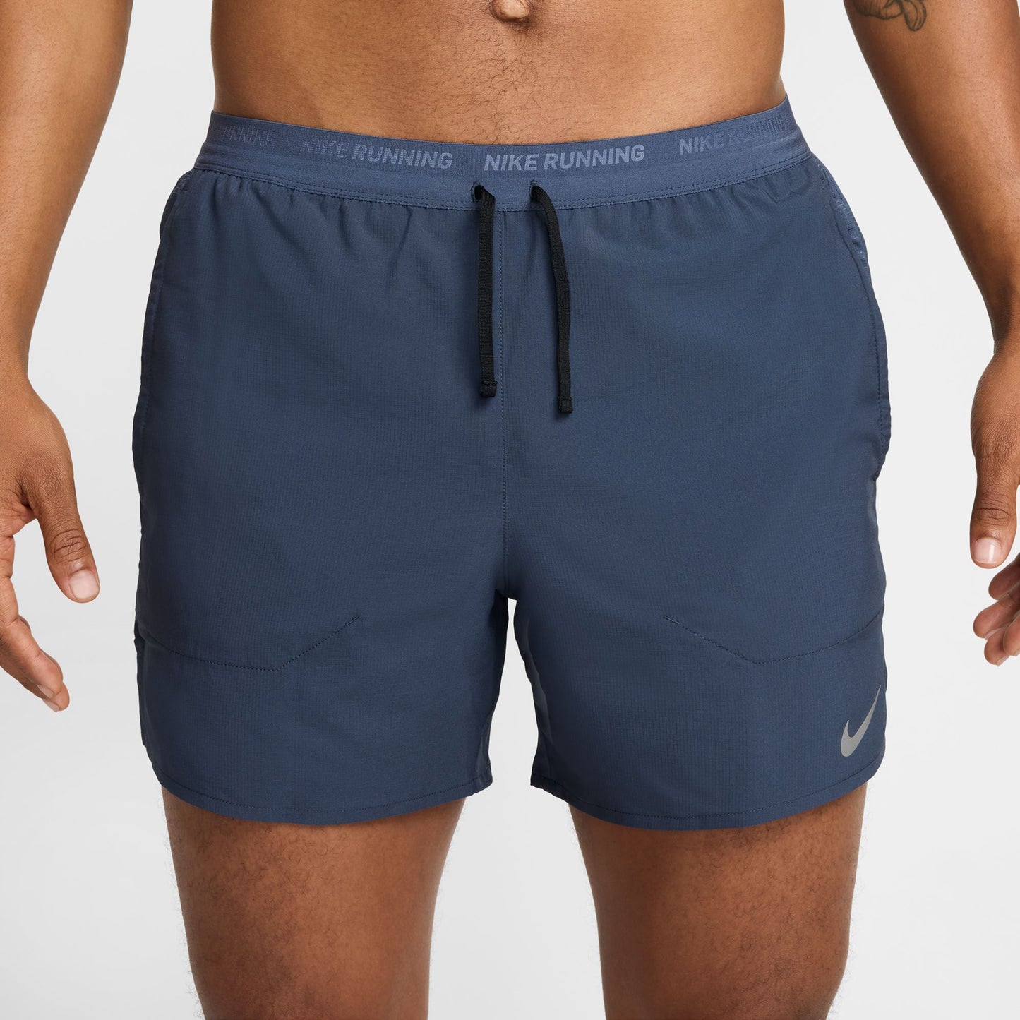 Nike Stride 5in Pantaloncini da corsa Uomini - blu scuro,