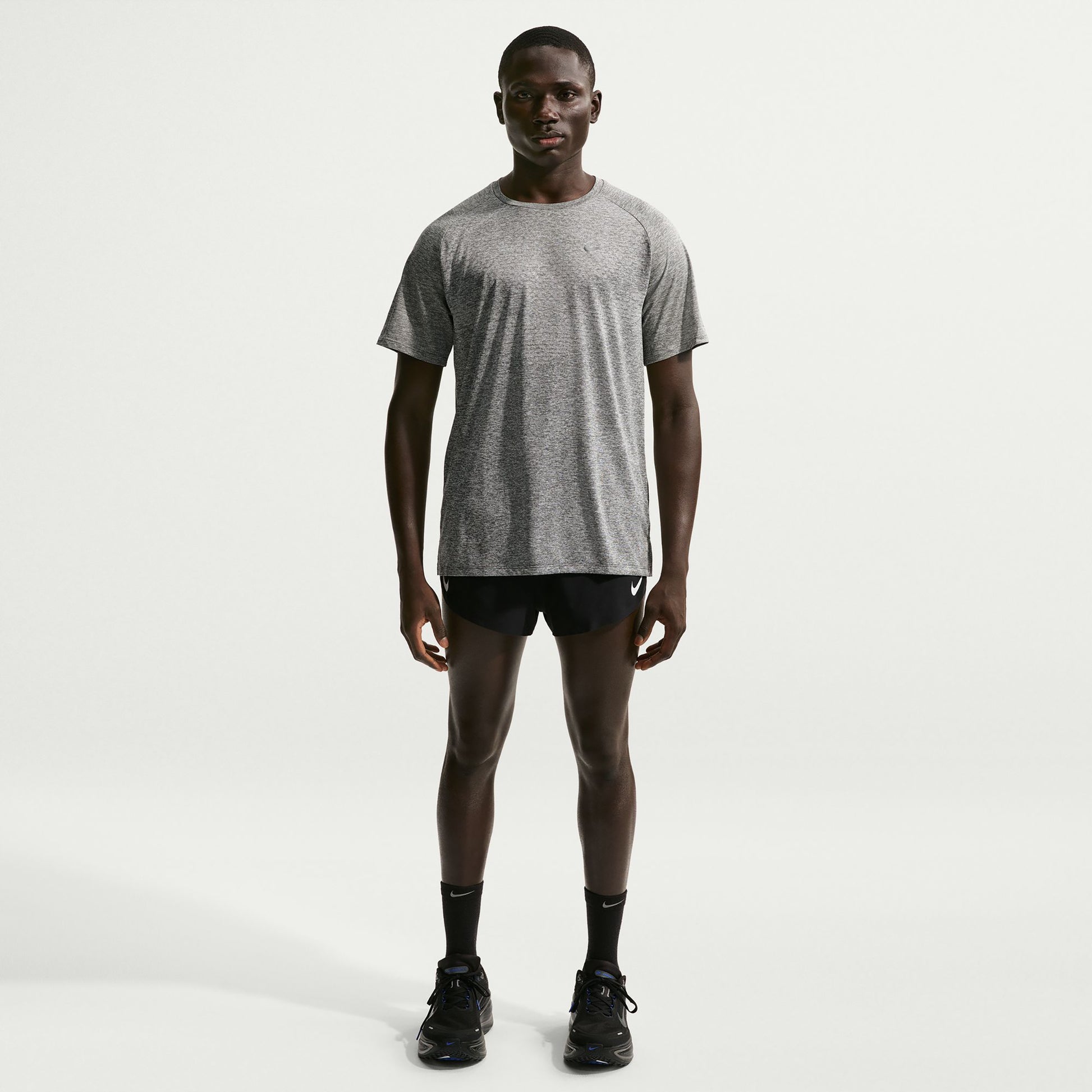 Nike Stride  Camicia da corsa Uomini - grigio, argento