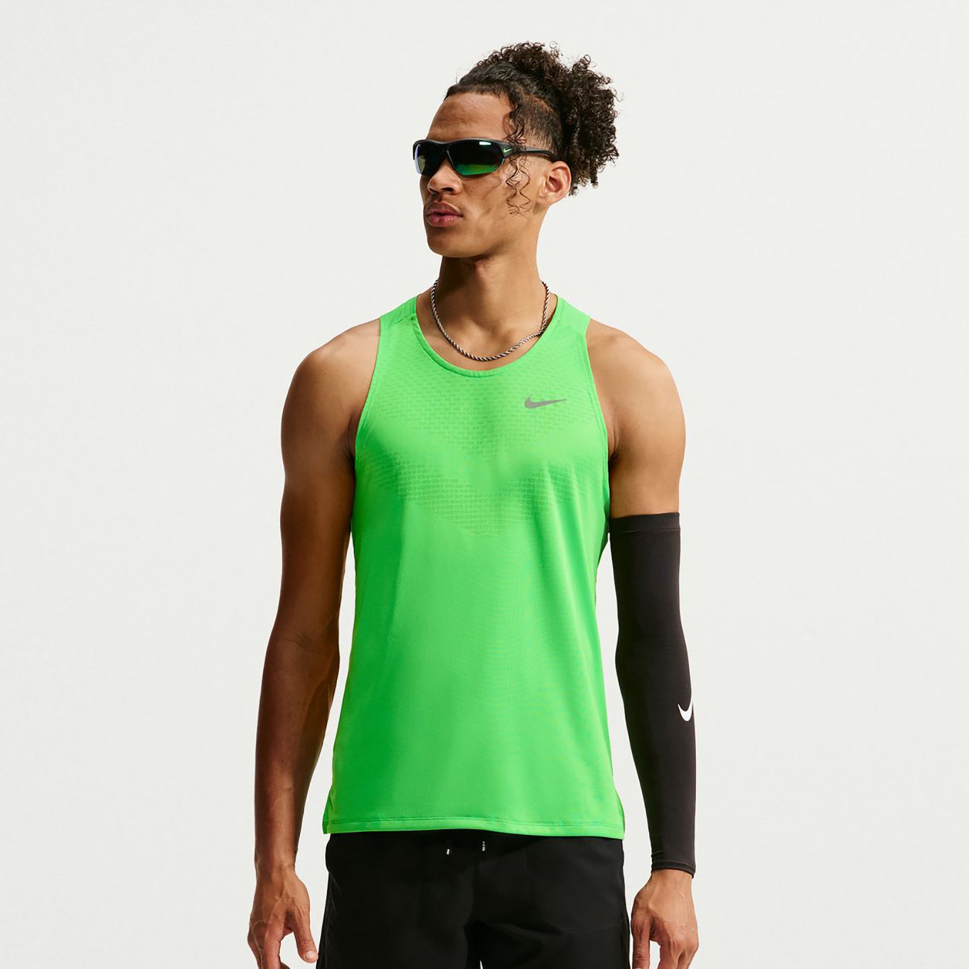 Nike Stride  Camicia da corsa Uomini - verde, argento
