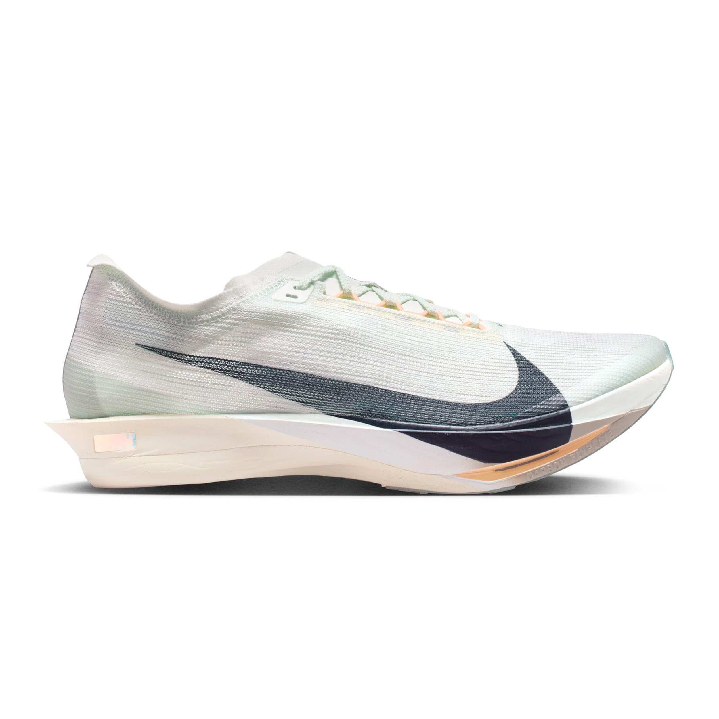 Nike Streakfly 2 Scarpa da competizione Uomini - verde chiaro, albicocca