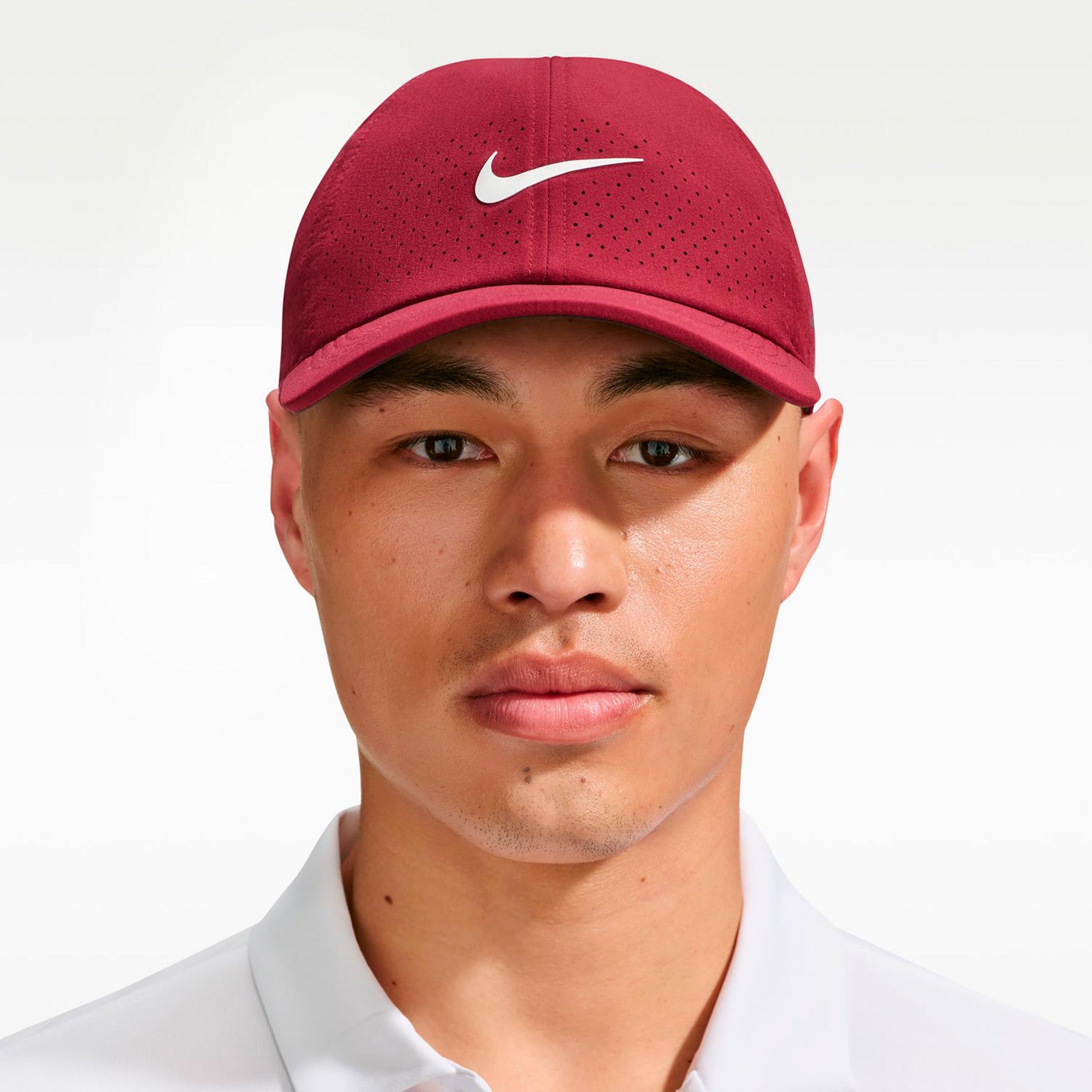 Nike Dri-Fit Advantage Club Cappellino Unisex - vino rosso, crema