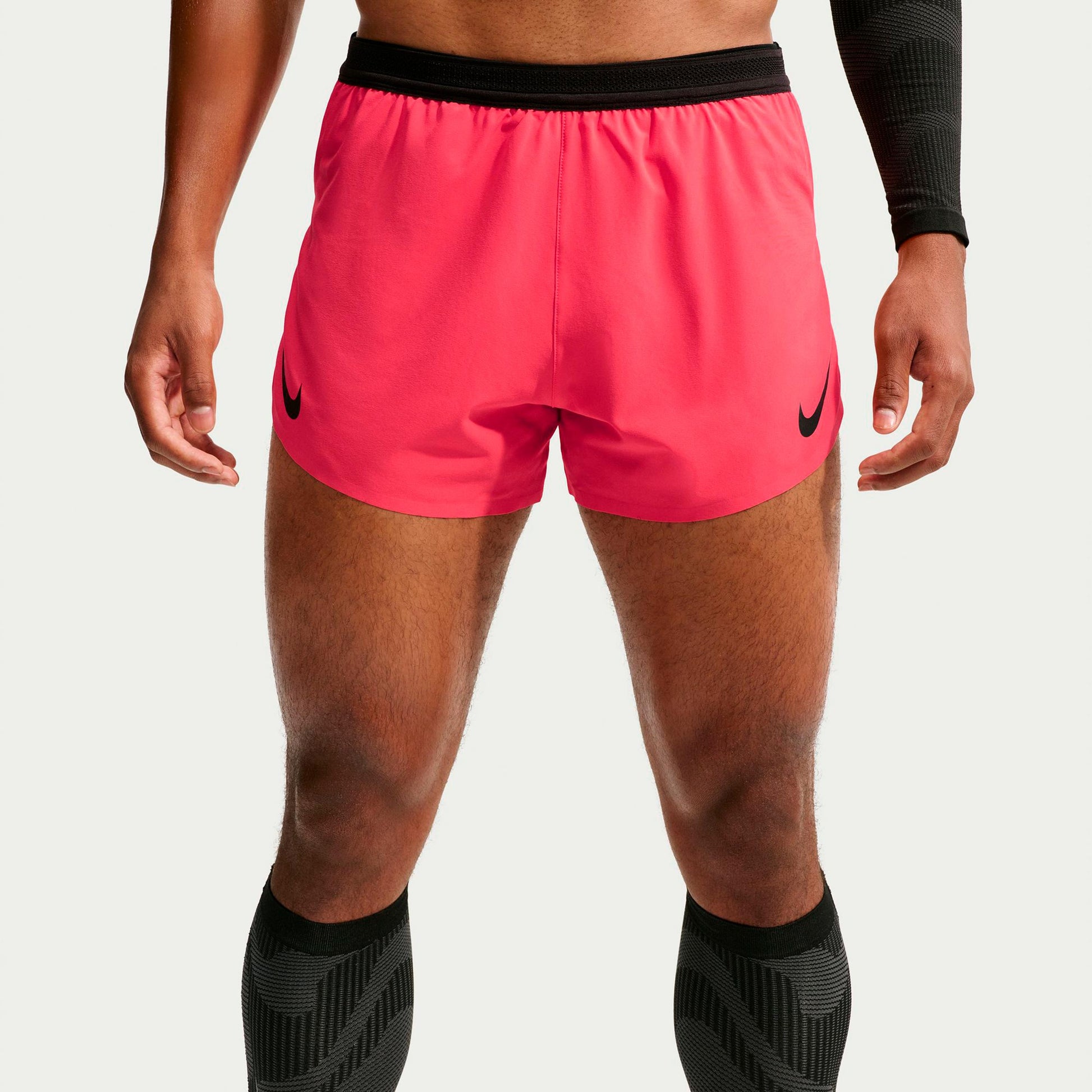 Nike AeroSwift  Pantaloncini da corsa Uomini - rosso, nero