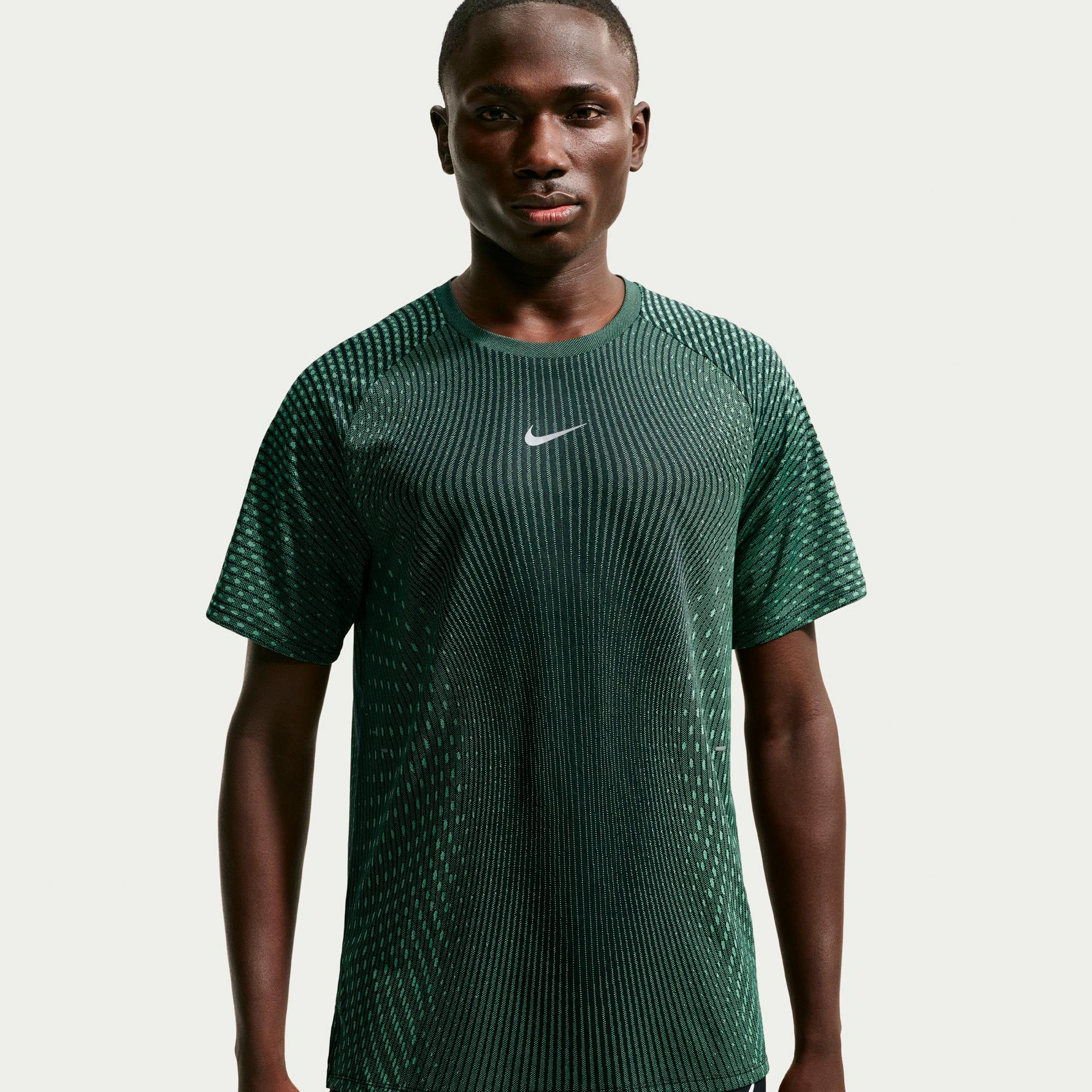 Nike Stride  Camicia da corsa Uomini - oliva, nero