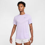 Abbigliamento Nike Nike Stride Camicia da corsa Uomini - lilla, 