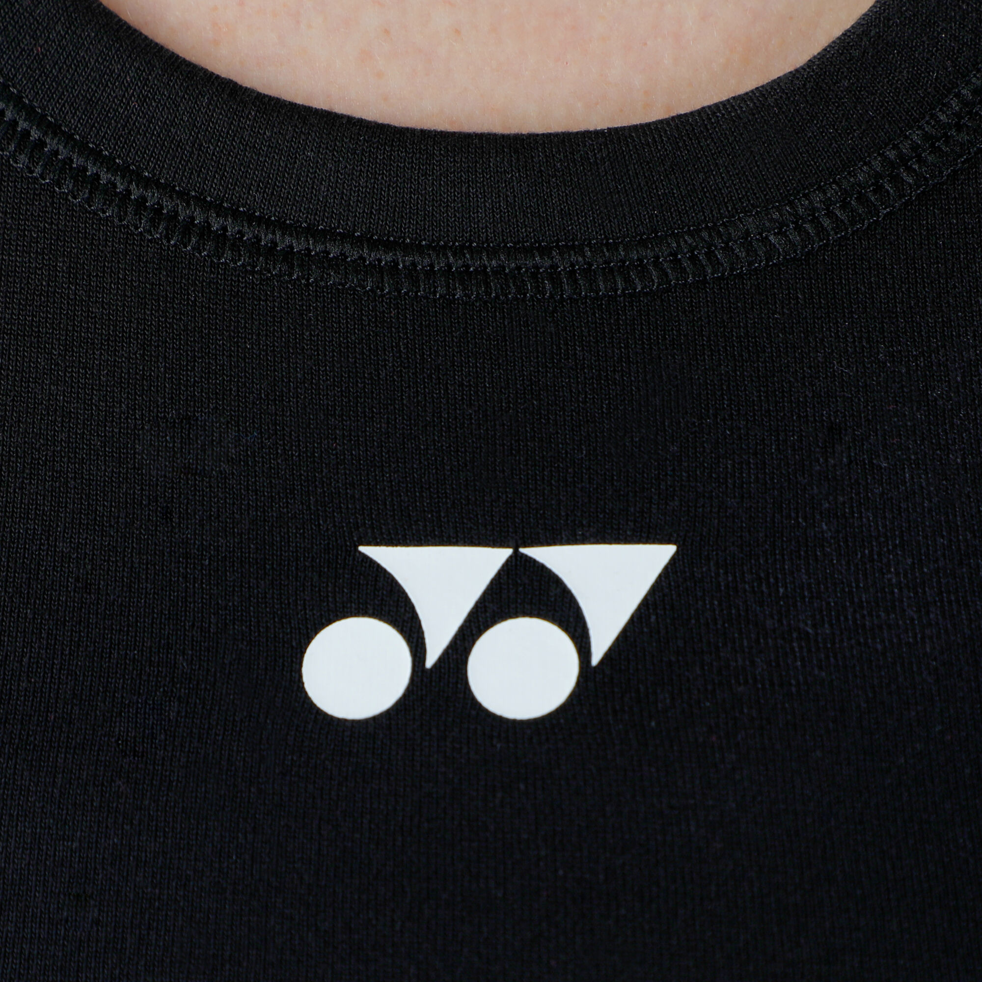 Yonex