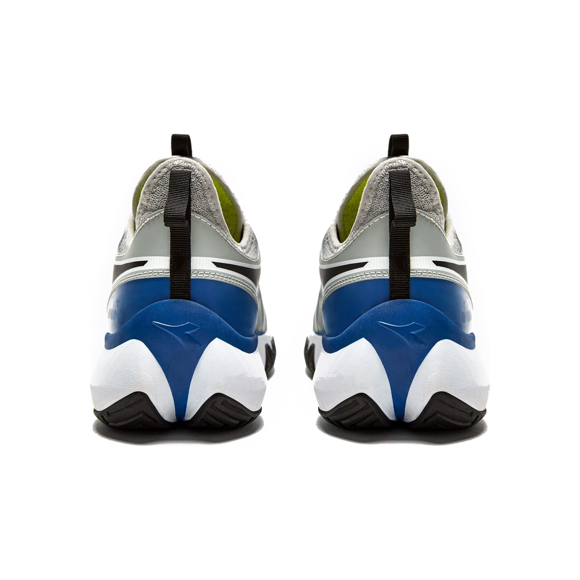 Diadora