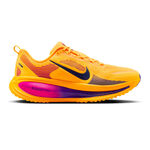 Scarpe da corsa Nike Nike Vomero&nbsp;18 Scarpe neutrali Uomini-giallo limone, blu scuro