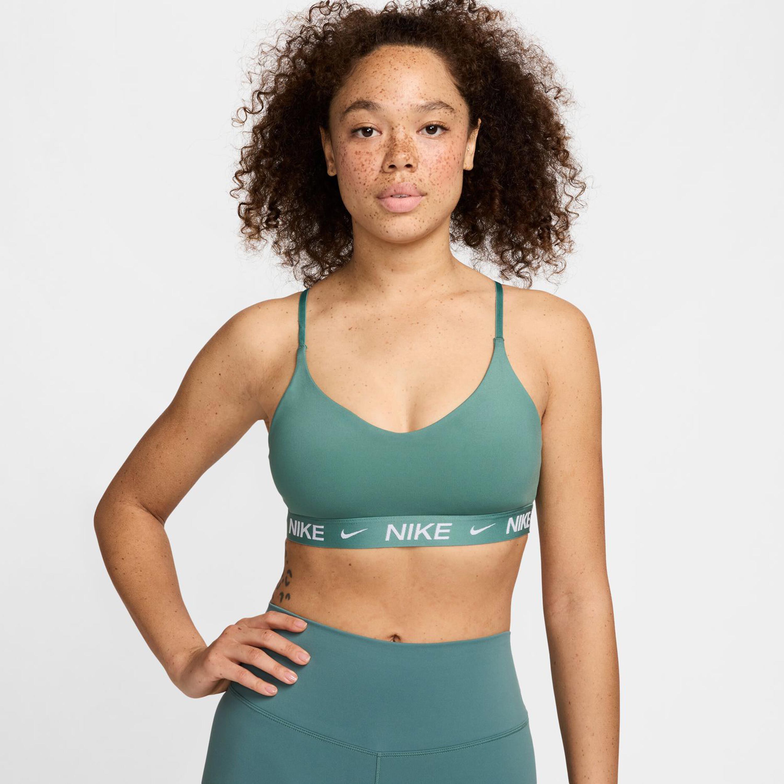 Reggiseni sportivi nike verde new arrivals