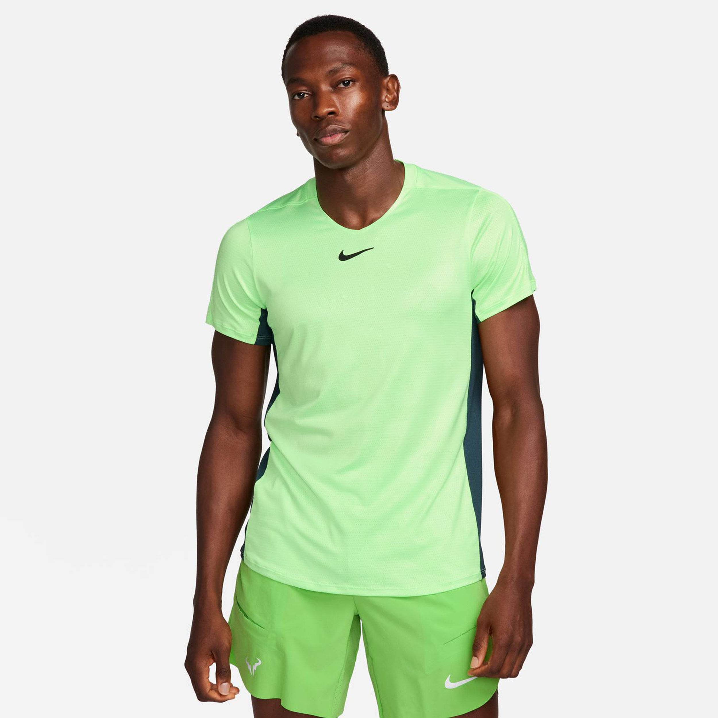 Abbigliamento tennis nike offerte on sale
