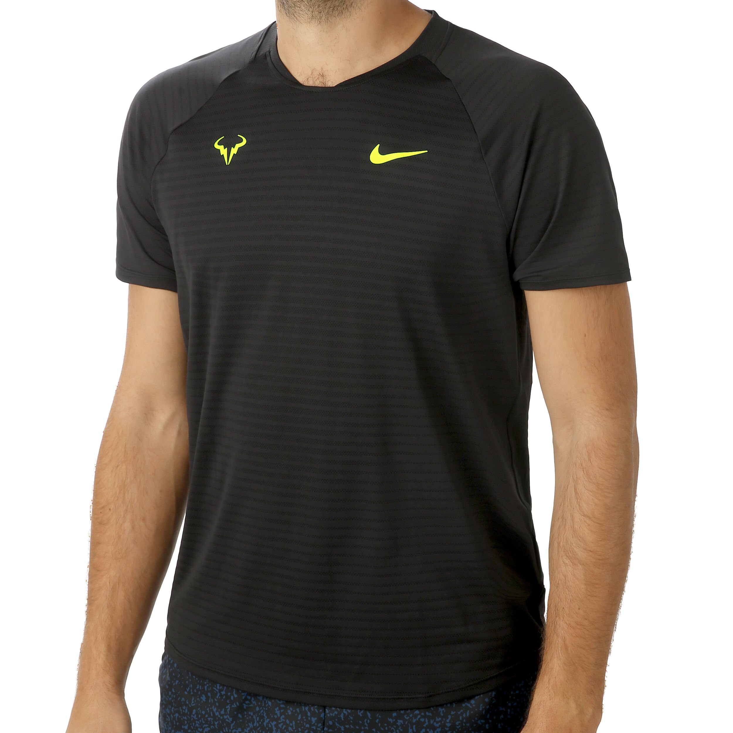 Buy Nike Rafael Nadal Court AeroReact Slam Maglietta Uomini Nero Giallo Neon online Tennis Point IT