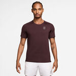 Abbigliamento da tennis Nike Nike Sinner Court Dri-FIT Advantage Maglietta Uomini - rosso scuro, bianco