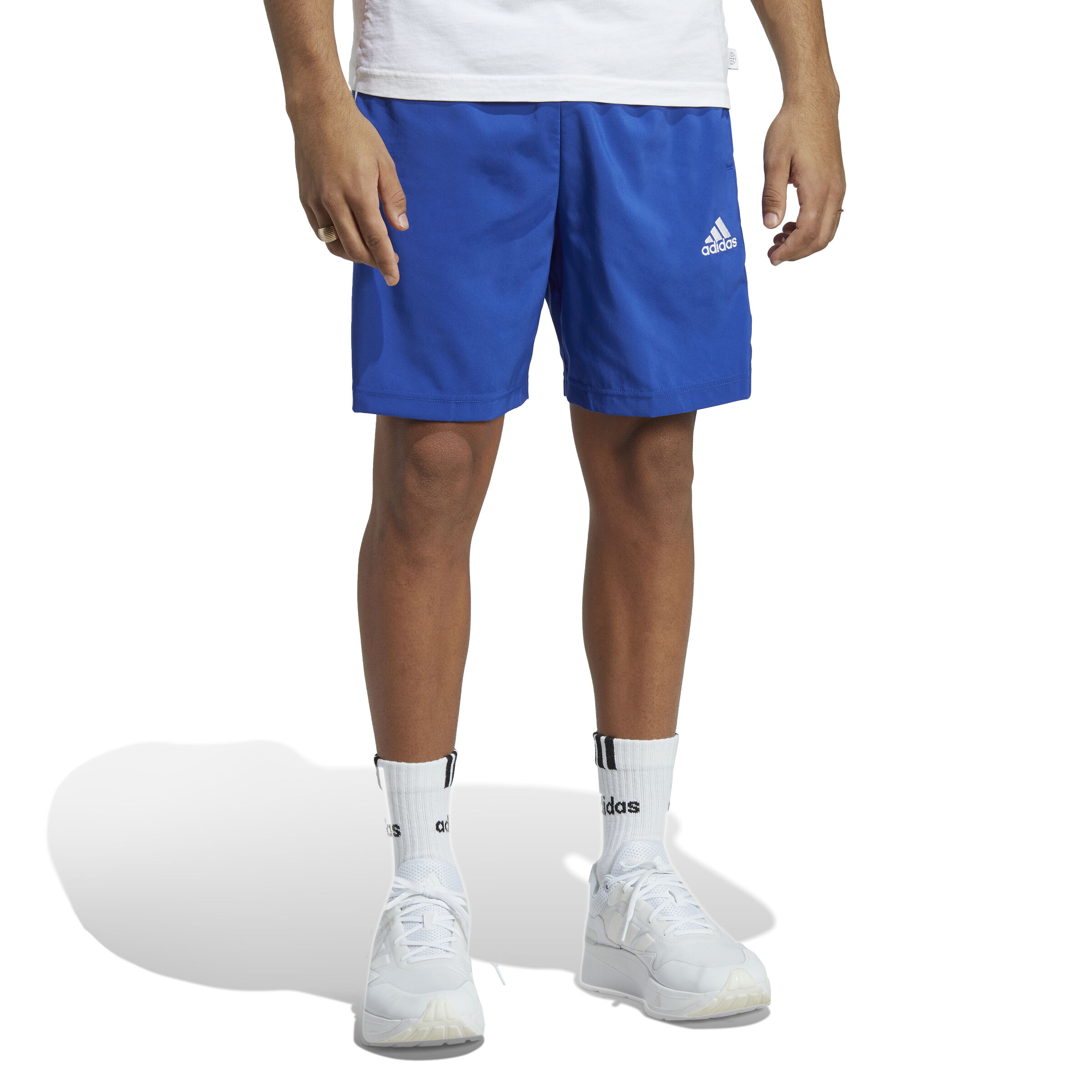 Pantaloncini adidas strisce best sale