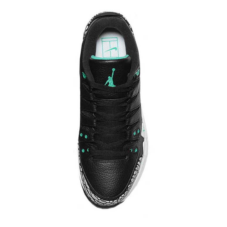 Buy Nike Roger Federer Zoom Vapor Air Jordan 3 Scarpa Per Tutte Le Superfici Uomini Nero Bianco online Tennis Point IT