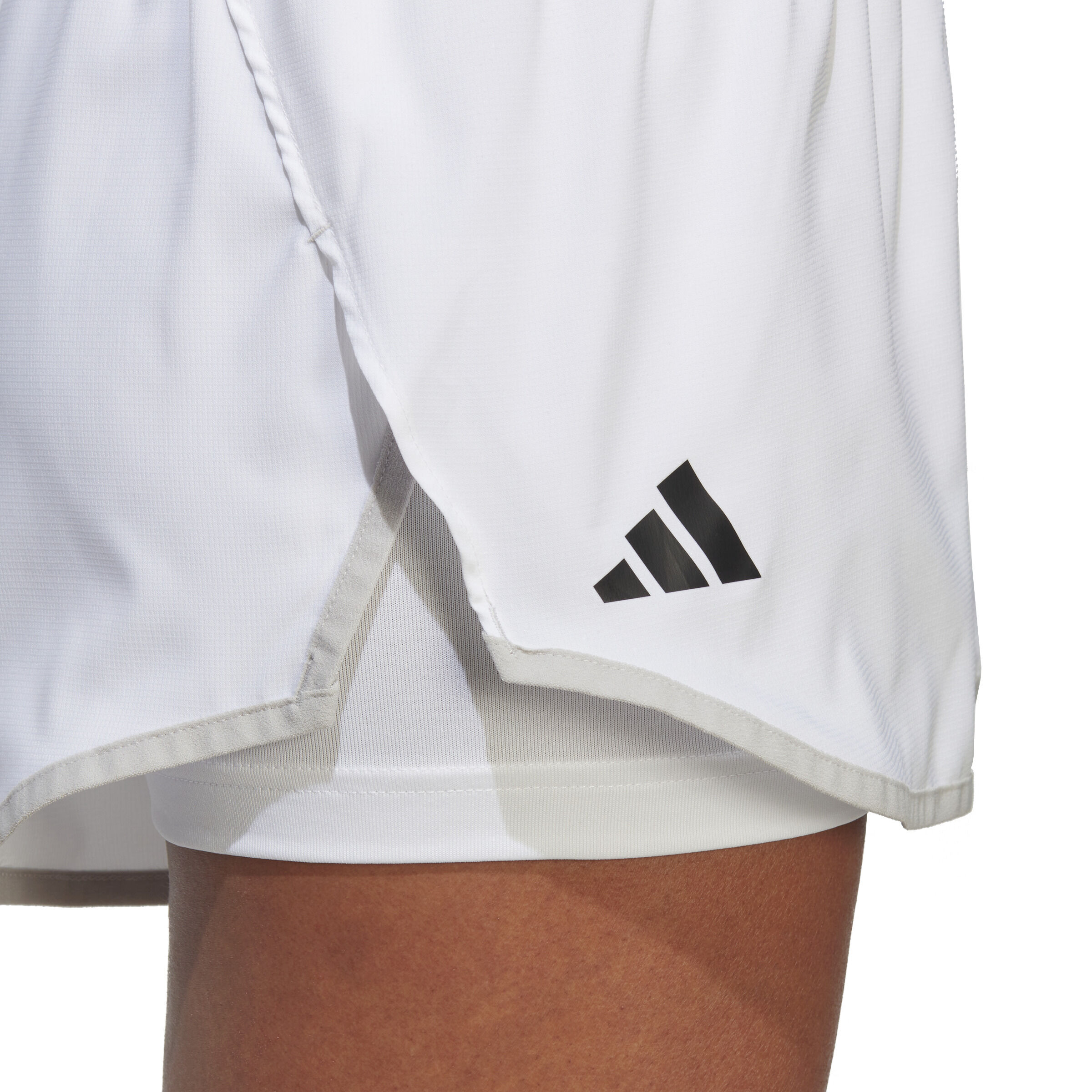 Buy adidas Club Pantaloncini Donna Bianco online Tennis Point IT